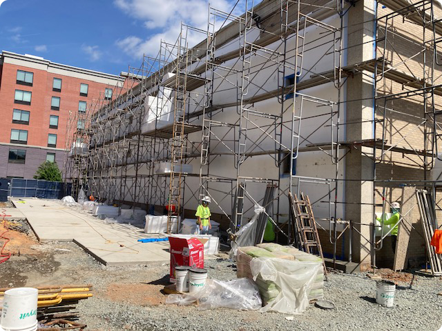 Bldg B Courtyard Side May 2025 Bldg B Courtyard Side May 2025